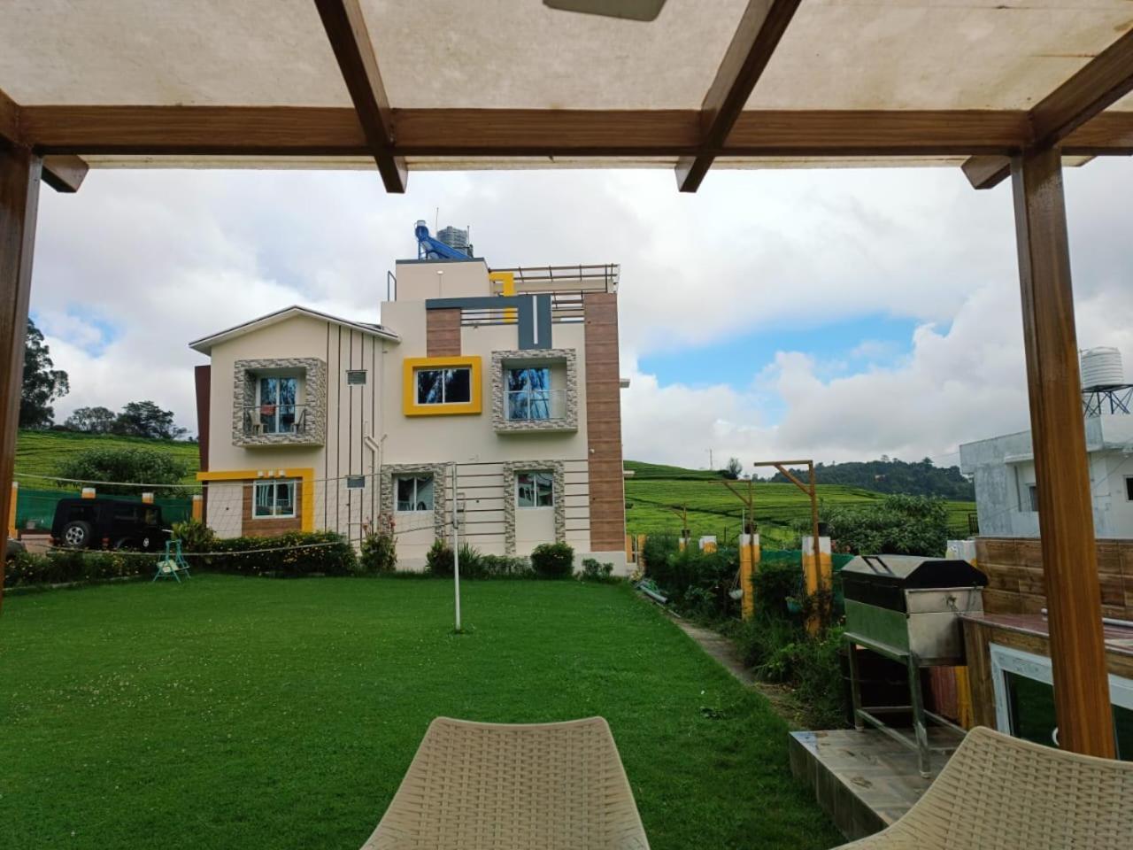 Rose Garden Enclave For Families & Executives Bed & Breakfast Ooty Exterior photo